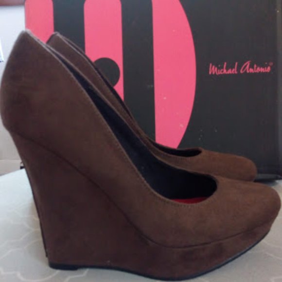 Michael Antonio Wedges, 7, NWT - Picture 1 of 5